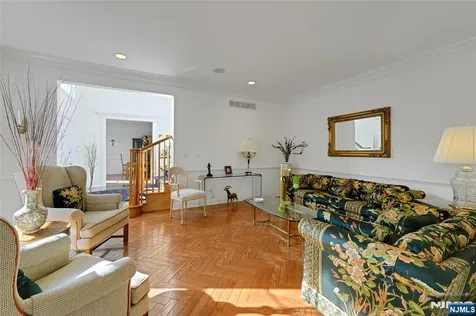 15 Skytop Drive Denville Township NJ 07834