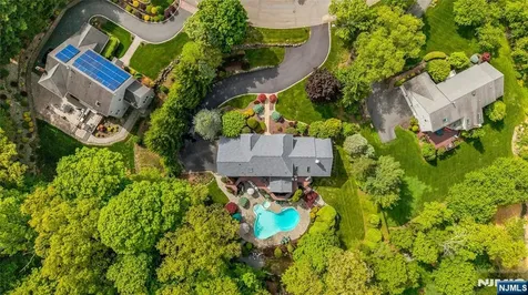 15 Skytop Drive Denville Township NJ 07834