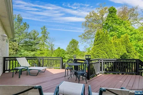 15 Skytop Drive Denville Township NJ 07834