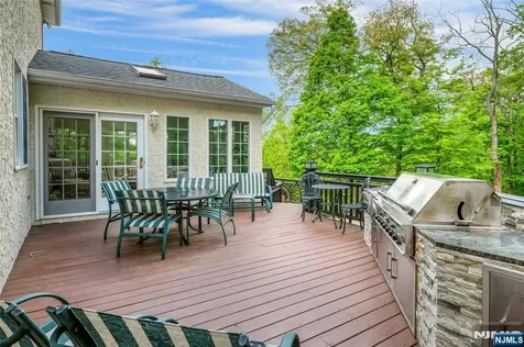 15 Skytop Drive Denville Township NJ 07834