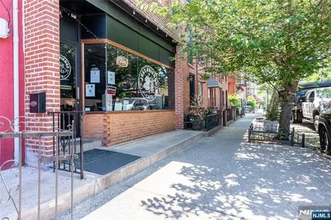 321 1/2 Pavonia Avenue Jersey City NJ 07302