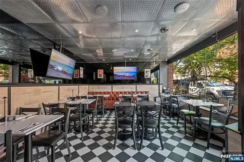 321 1/2 Pavonia Avenue Jersey City NJ 07302