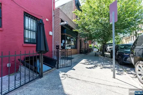 321 1/2 Pavonia Avenue Jersey City NJ 07302