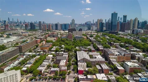 321 1/2 Pavonia Avenue Jersey City NJ 07302