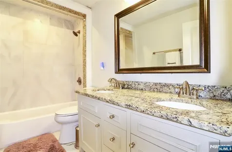 20 Franklin Avenue Wallington NJ 07057