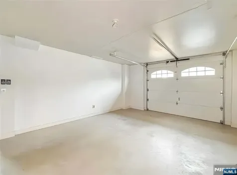 20 Franklin Avenue Wallington NJ 07057