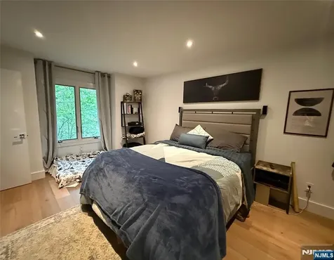 50 Red Oak Terrace Jefferson Township NJ 07438