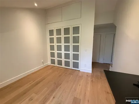 50 Red Oak Terrace Jefferson Township NJ 07438