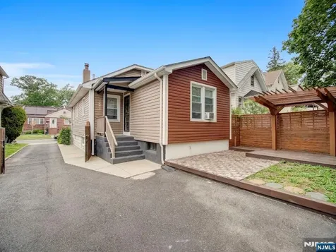 1507 Hiawatha Avenue Hillside NJ 07205