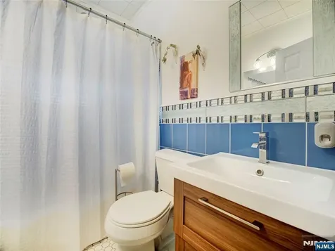 1507 Hiawatha Avenue Hillside NJ 07205