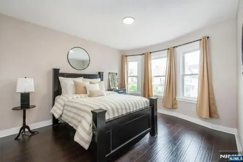 26 22nd Street East Orange NJ 07017