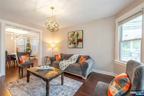 26 22nd Street East Orange NJ 07017