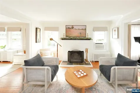 570 Shelton Road Ridgewood NJ 07450