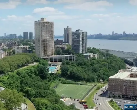6040 Boulevard East West New York NJ 07093