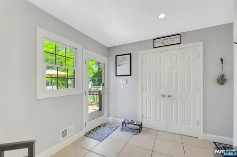 711 Pine Lake Drive Twp Of Washington NJ 07676