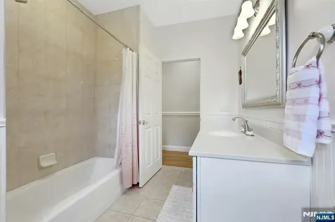711 Pine Lake Drive Twp Of Washington NJ 07676