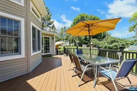 711 Pine Lake Drive Twp Of Washington NJ 07676