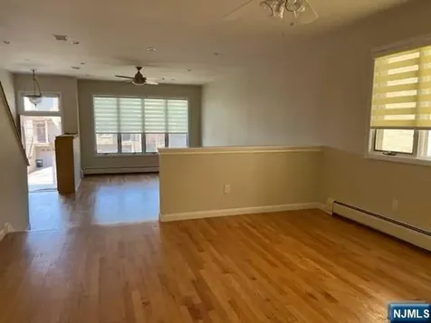 520 Glen Avenue Palisades Park NJ 07650