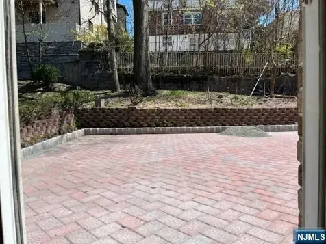 520 Glen Avenue Palisades Park NJ 07650