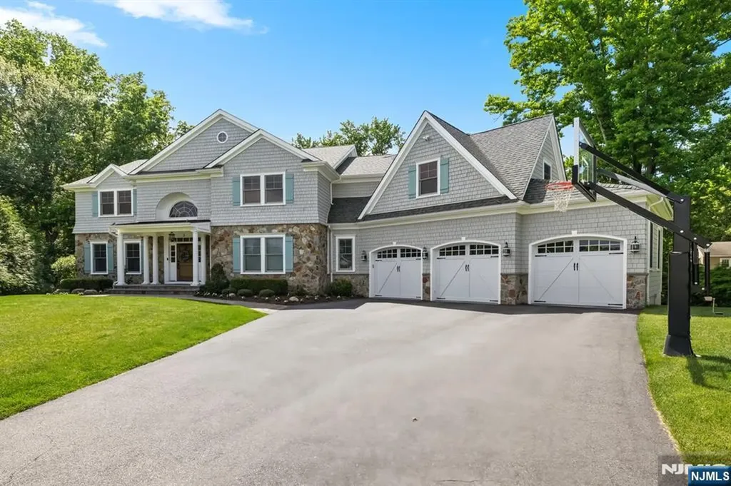2 Weimer Court Allendale NJ 07401