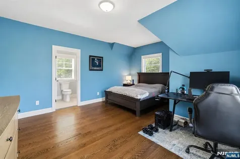 2 Weimer Court Allendale NJ 07401
