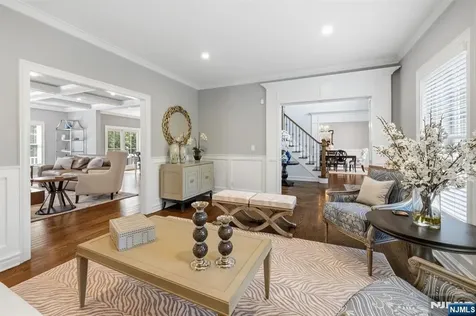2 Weimer Court Allendale NJ 07401
