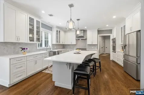 2 Weimer Court Allendale NJ 07401