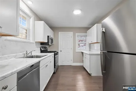 433 Mount Pleasant Avenue West Orange NJ 07052