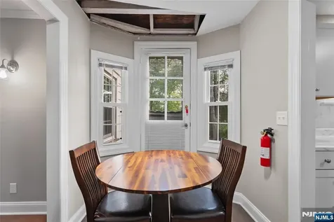 433 Mount Pleasant Avenue West Orange NJ 07052