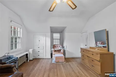 433 Mount Pleasant Avenue West Orange NJ 07052