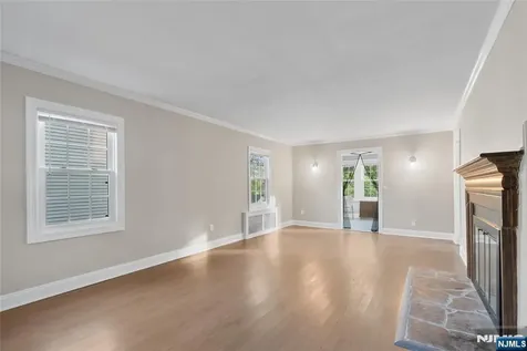 433 Mount Pleasant Avenue West Orange NJ 07052