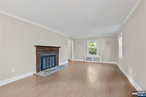 433 Mount Pleasant Avenue West Orange NJ 07052