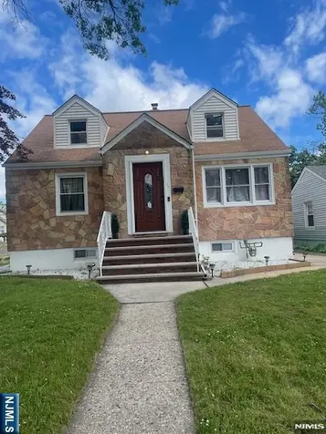 501 2nd Avenue Roselle NJ 07203