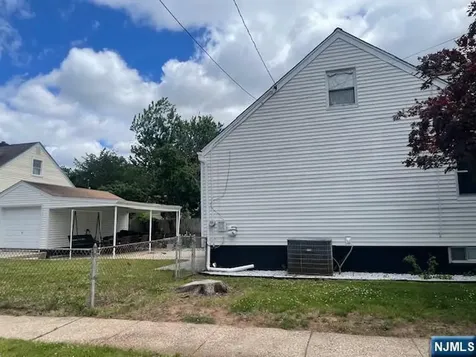 501 2nd Avenue Roselle NJ 07203