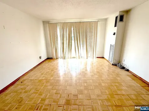 555 North Avenue Fort Lee NJ 07024