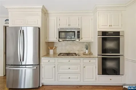 20 Coachman Court Berkeley Heights NJ 07922