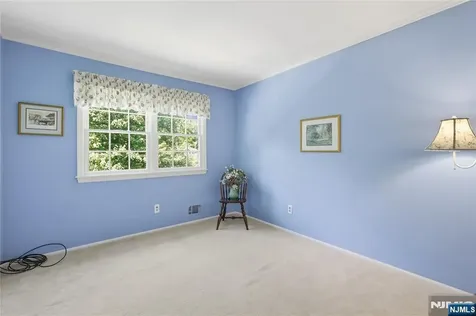 20 Coachman Court Berkeley Heights NJ 07922