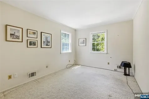 20 Coachman Court Berkeley Heights NJ 07922