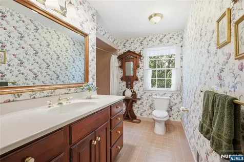 20 Coachman Court Berkeley Heights NJ 07922