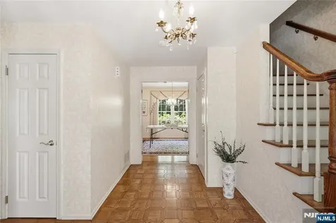 20 Coachman Court Berkeley Heights NJ 07922