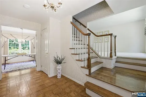 20 Coachman Court Berkeley Heights NJ 07922