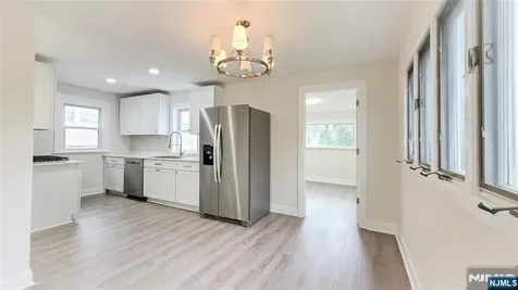 564 Maple Avenue Teaneck NJ 07666