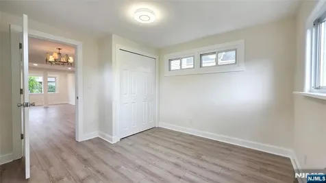 564 Maple Avenue Teaneck NJ 07666