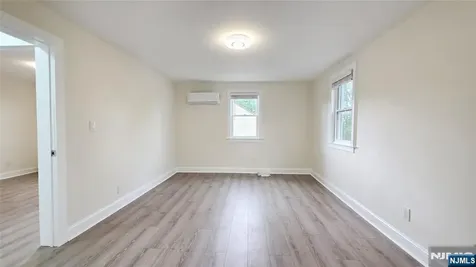 564 Maple Avenue Teaneck NJ 07666