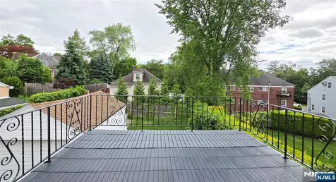 564 Maple Avenue Teaneck NJ 07666