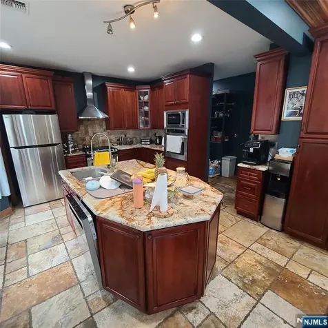 526 Moonachie Avenue Wood Ridge NJ 07075