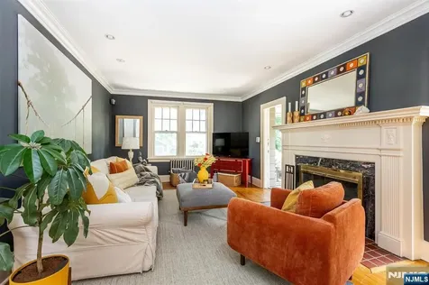85 Hawthorne Avenue Glen Ridge NJ 07028