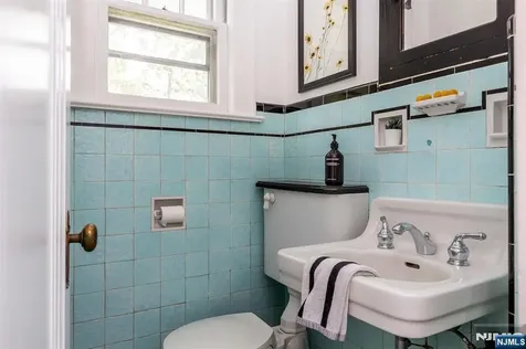 85 Hawthorne Avenue Glen Ridge NJ 07028