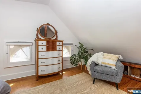 85 Hawthorne Avenue Glen Ridge NJ 07028
