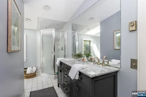 85 Hawthorne Avenue Glen Ridge NJ 07028